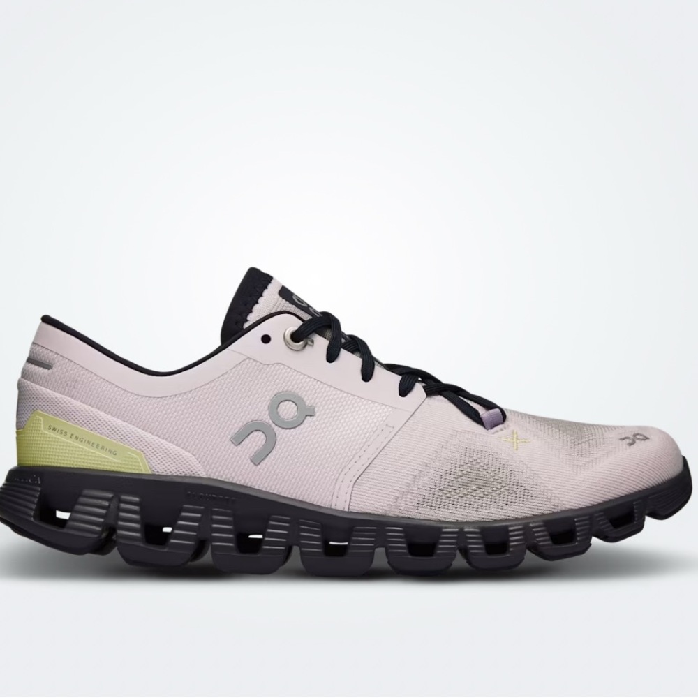 On Cloud Women’s Cloud X 3 Shoes